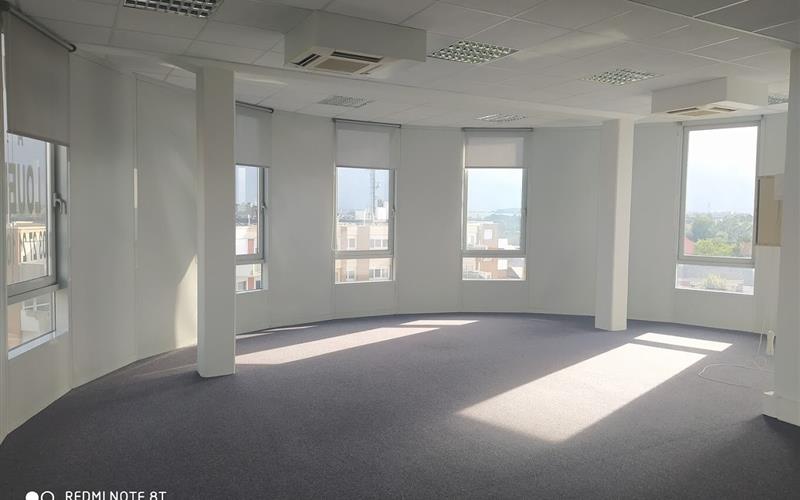 Office building for rent in Douchy-Les-Mines - Office space 3