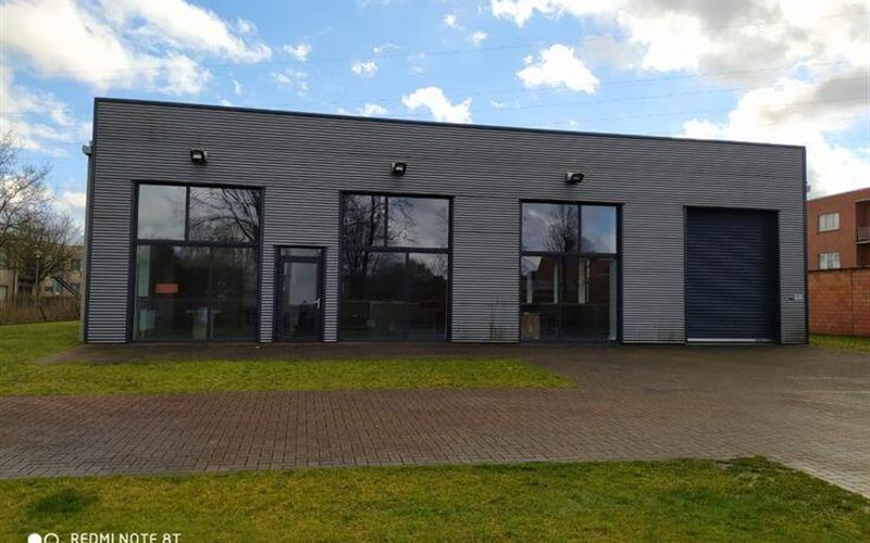Bâtiment industriel à vendre à Sint-Niklaas - Anvers - Gent