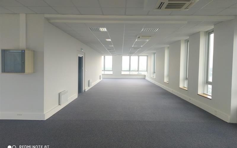 Office building for rent in Douchy-Les-Mines - Office space 1
