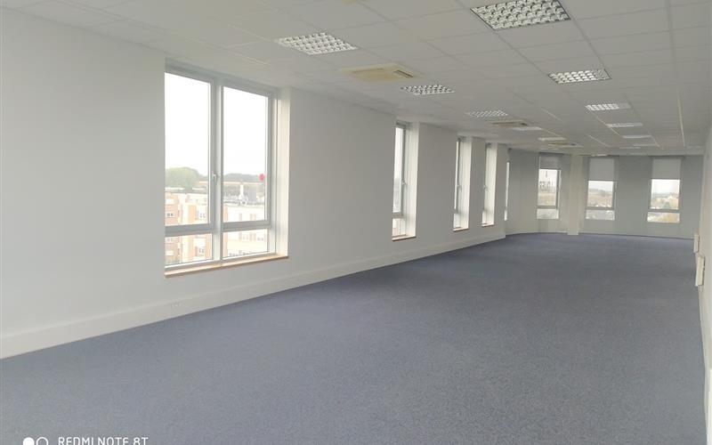 Office building for rent in Douchy-Les-Mines - Office space 2