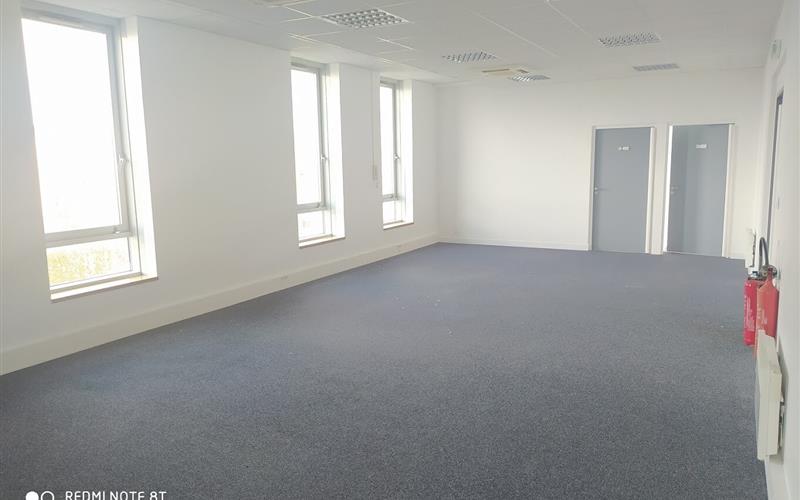 Office building for rent in Douchy-Les-Mines - Office space 5
